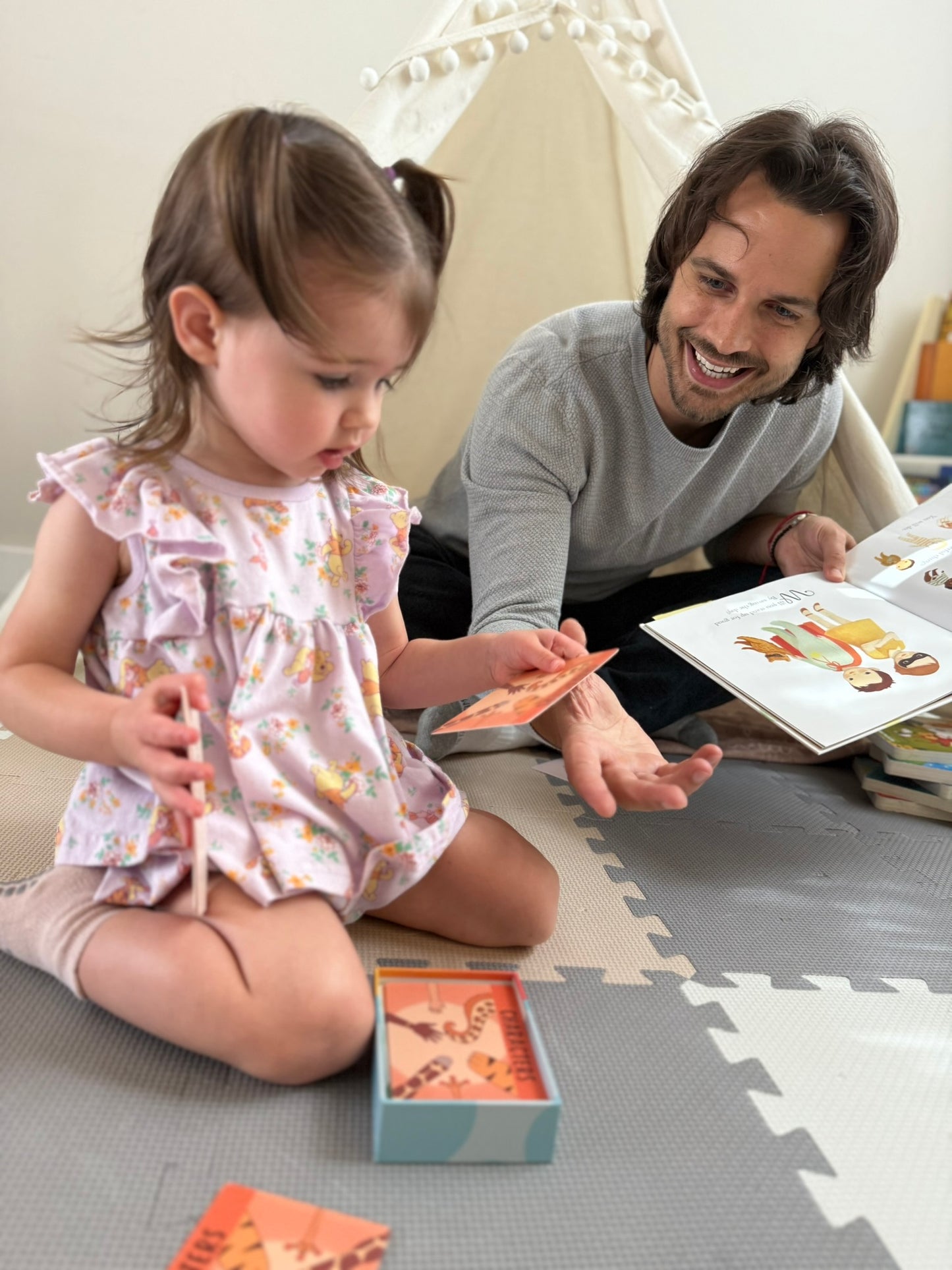 PLAYFUL PAGES - READING PROMPT CARDS FOR CURIOUS LITTLE MINDS